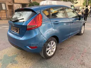 Ford Fiesta 2013 Bleu