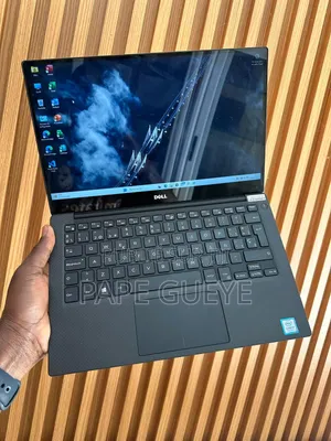 Ordinateur portable Dell XPS 13 8GB Intel Core i7 SSD 256GB