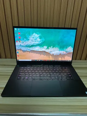 Ordinateur portable Razer Blade Advanced 16GB Intel Core i7 SSD 512GB