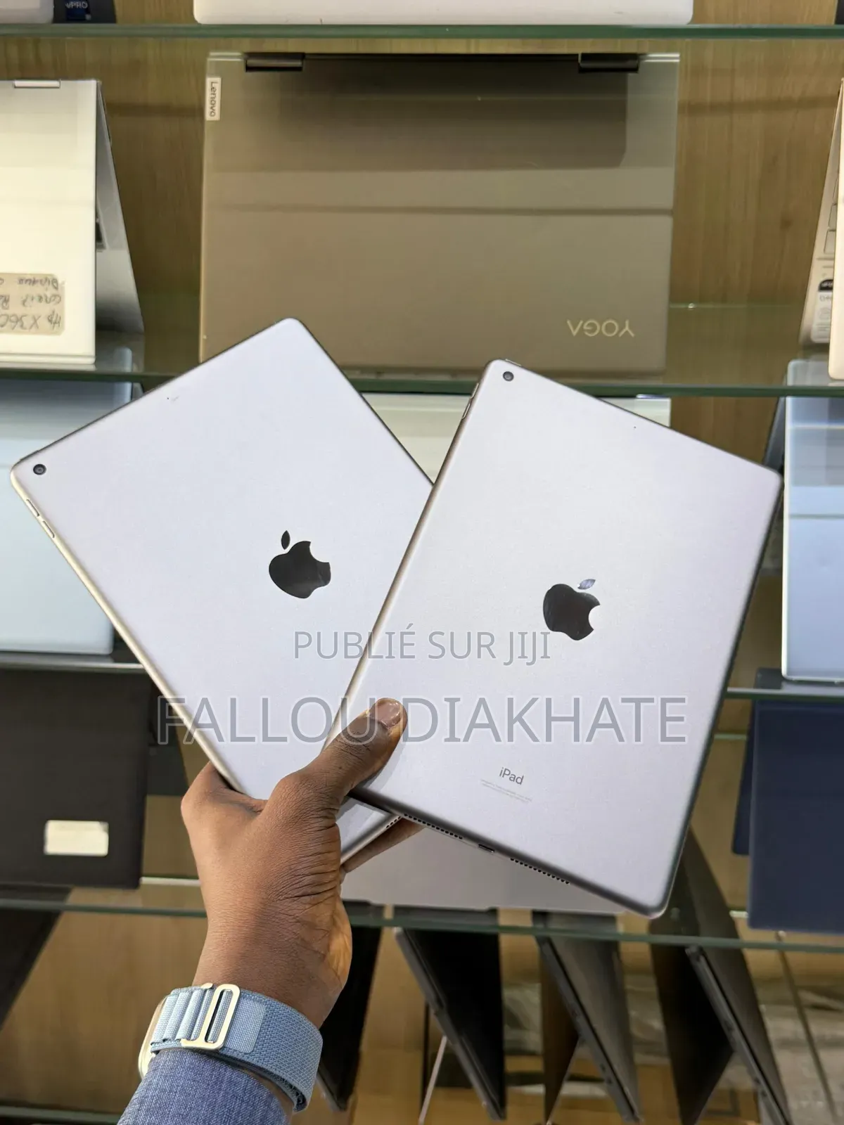 Nouveau Apple iPad 9.7 256 GB Autre