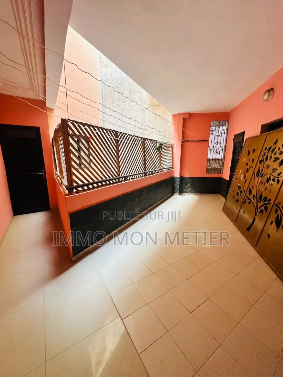 3chbre Appartement dans Appartement F4, Ouakam à Louer