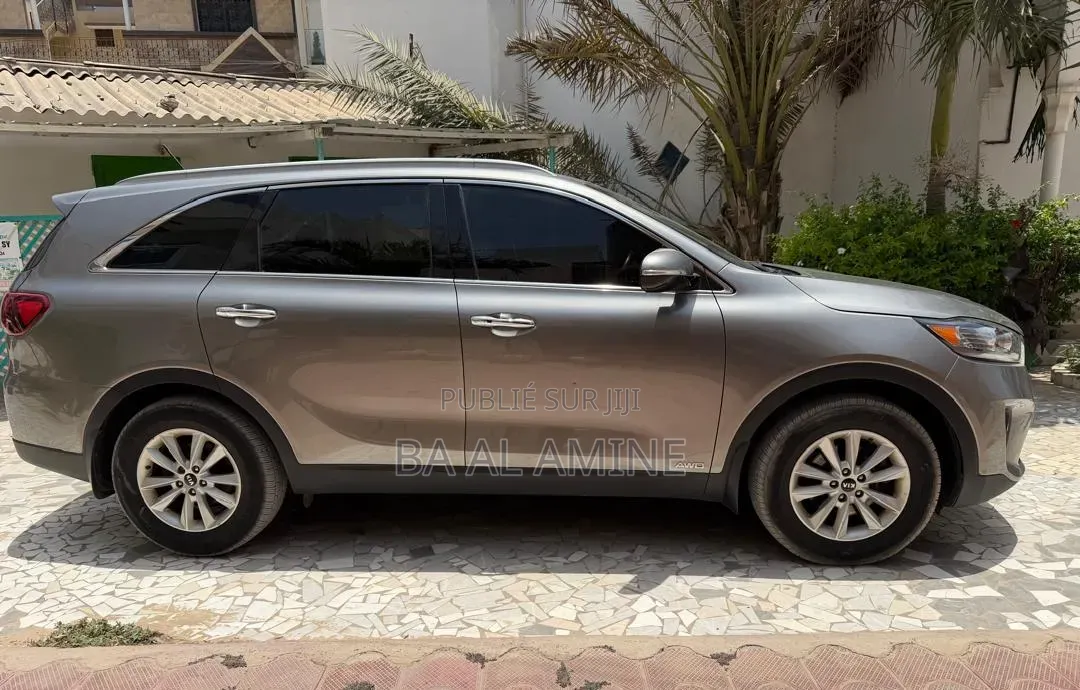 Kia Sorento 2019 Gris