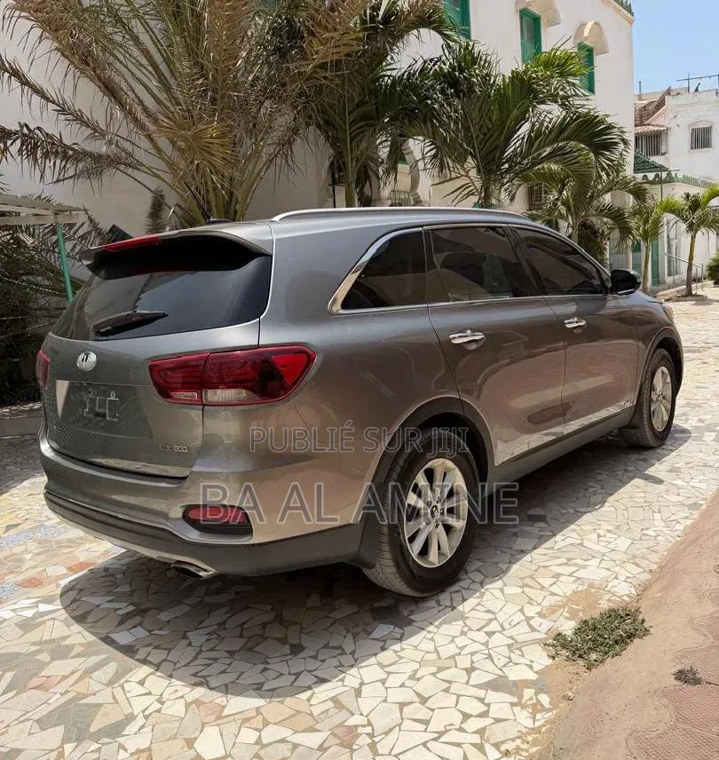 Kia Sorento 2019 Gris