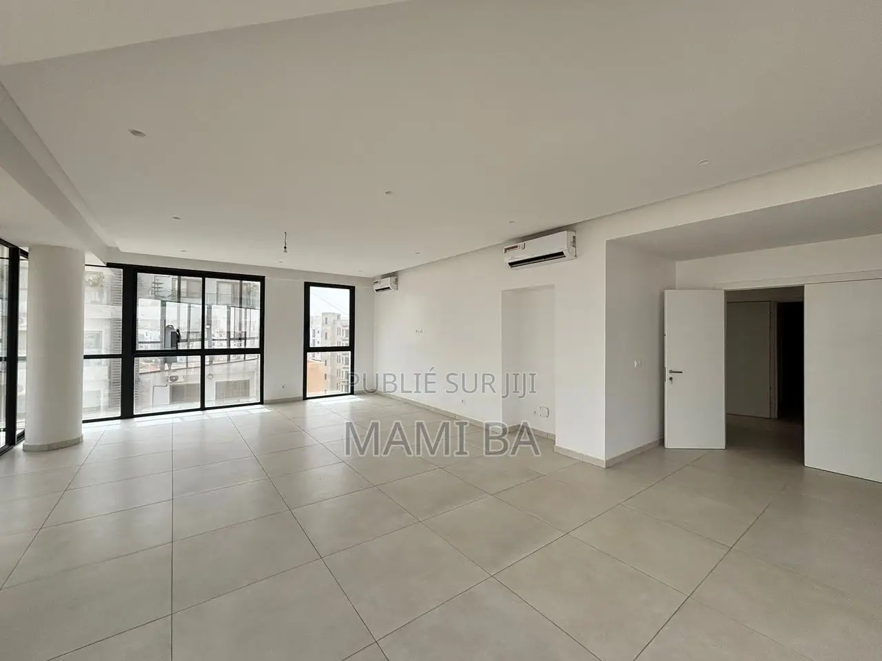 3chbre Appartement dans Almadie, Almadies à Louer