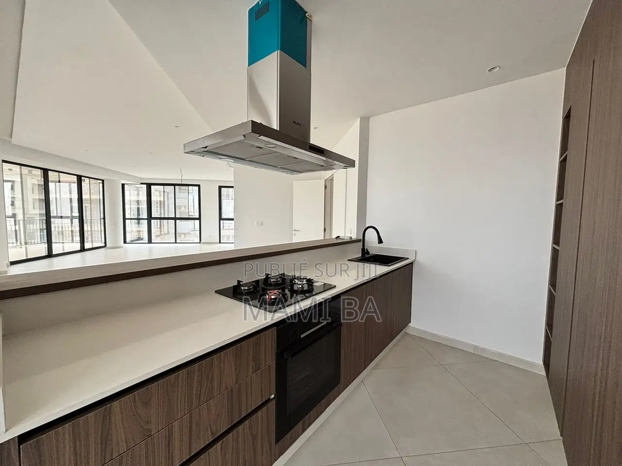 3chbre Appartement dans Almadie, Almadies à Louer
