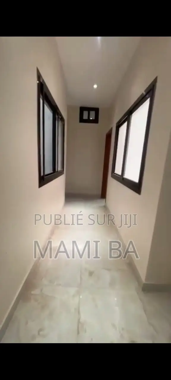 3chbre Appartement dans Almadie, Almadies à Louer