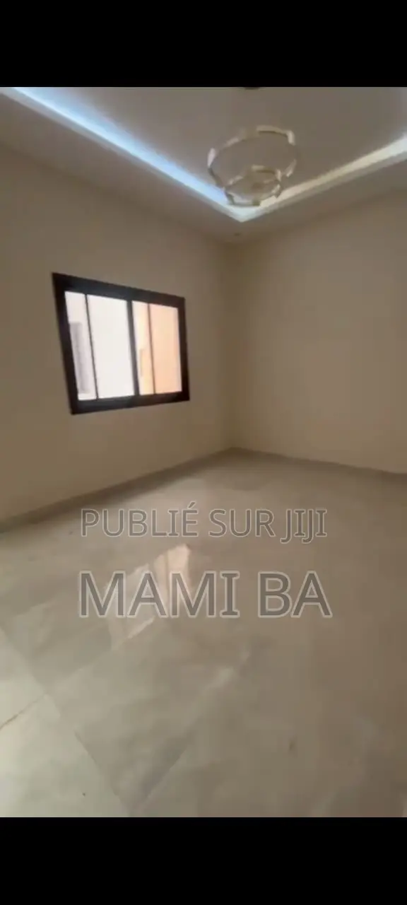 3chbre Appartement dans Almadie, Almadies à Louer