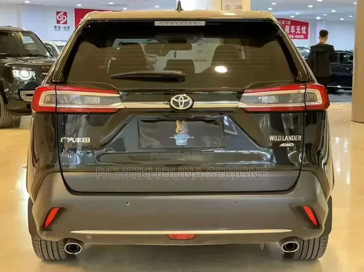 Toyota RAV4 2021 Noir