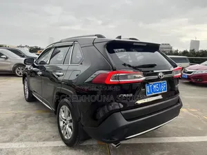 Toyota RAV4 2021 Noir
