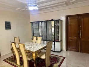 Meublé 8chbre Villa dans Almadie, Almadies à Louer