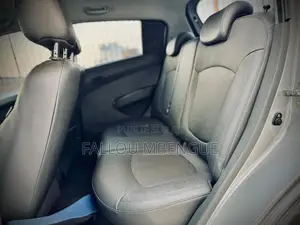 Chevrolet Spark 2015 Gris