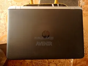 Ordinateur portable HP ProBook 470 G3 8GB Intel Core i5 HDD 512GB