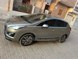 Peugeot 3008 2015 Gris