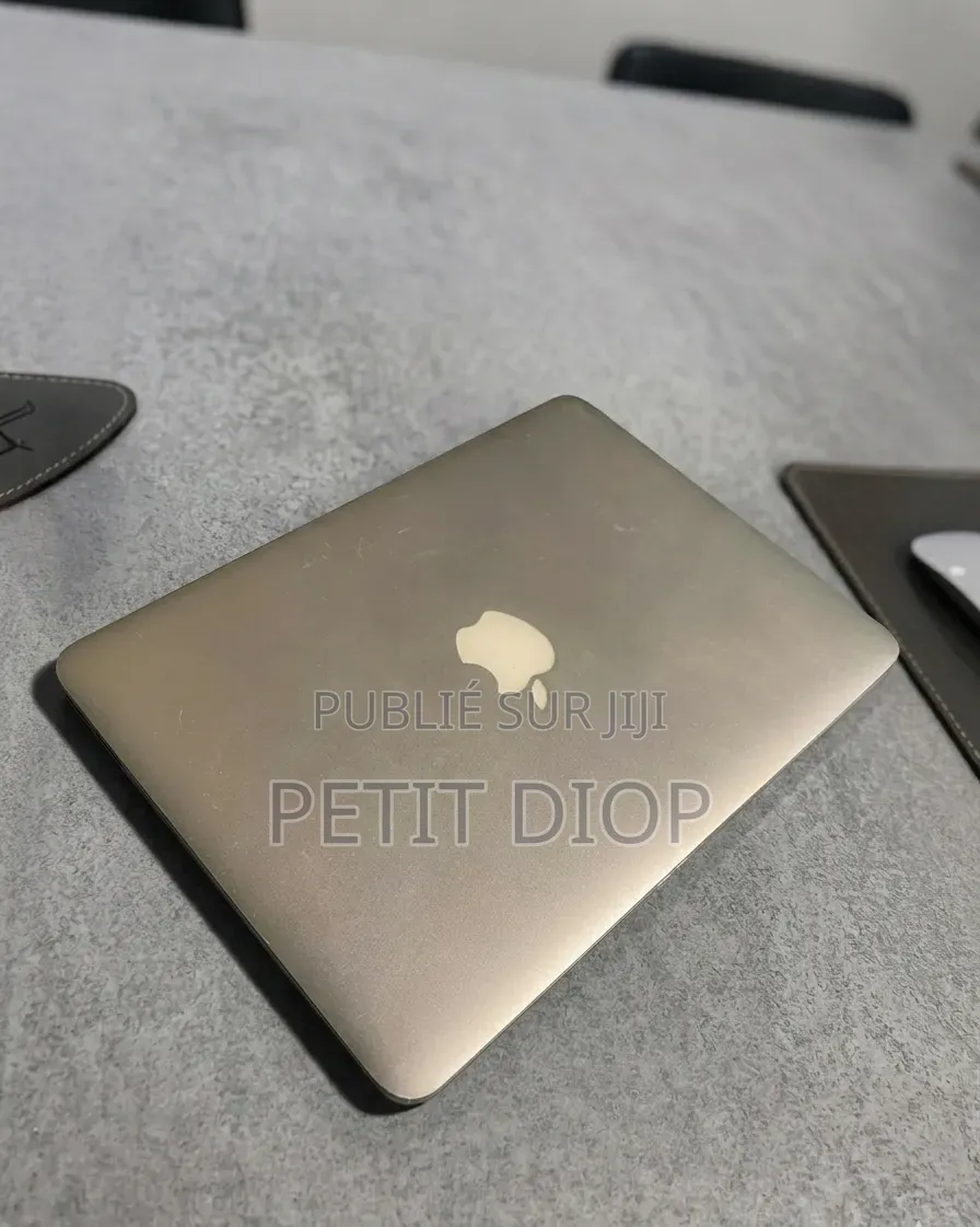 Nouveau Apple MacBook Air 2017 4GB Intel Core i5 SSD 128GB