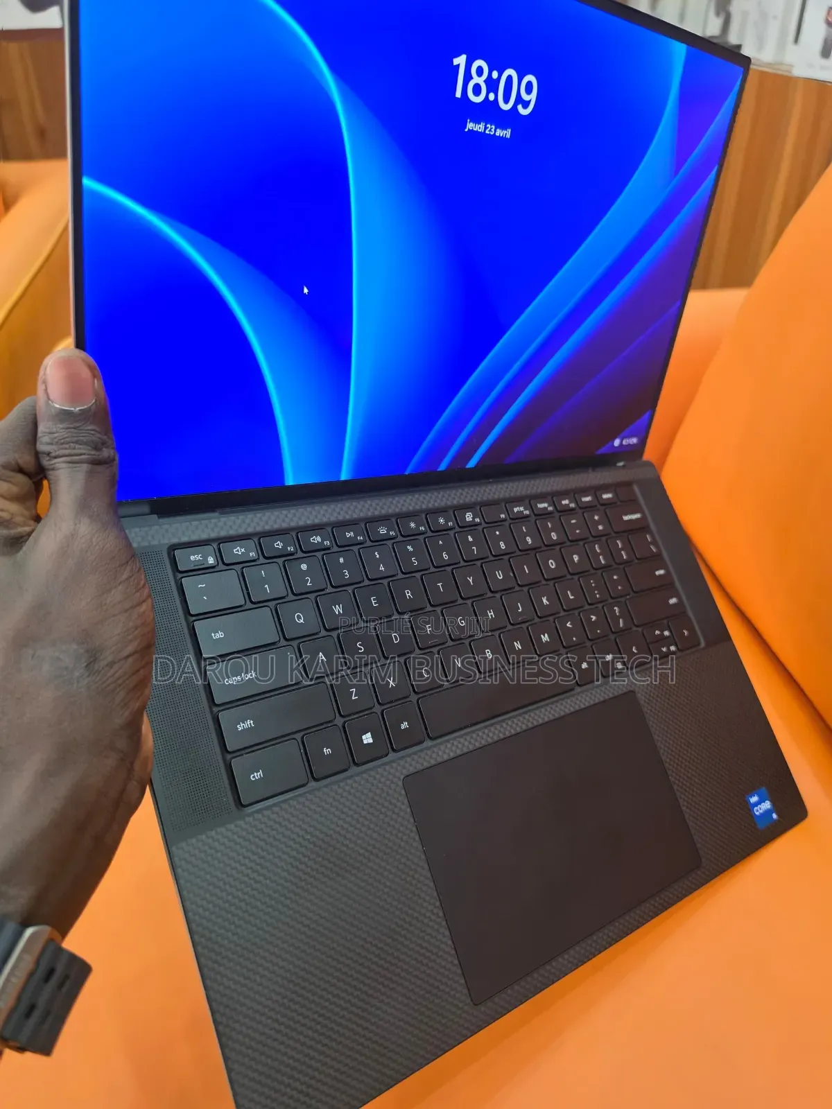 Nouveau Ordinateur portable Dell XPS 17 9720 16GB Intel Core i9 SSD 1T