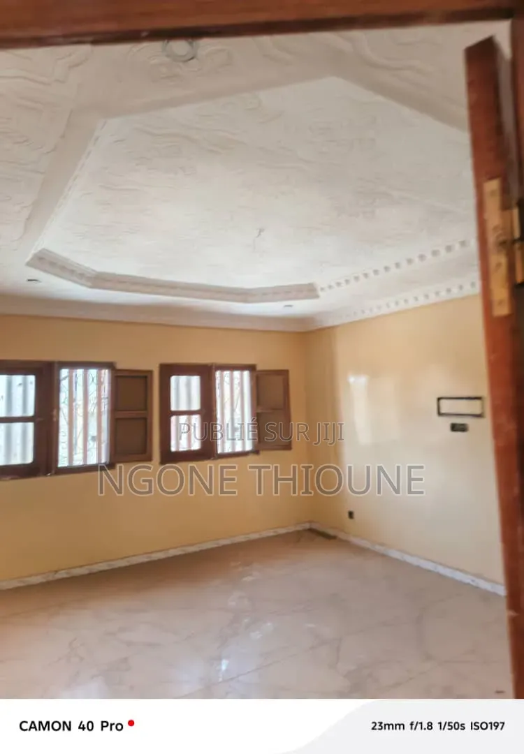 3chbre Maison dans Guediawaye à Vendre