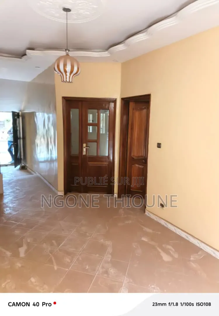 3chbre Maison dans Guediawaye à Vendre