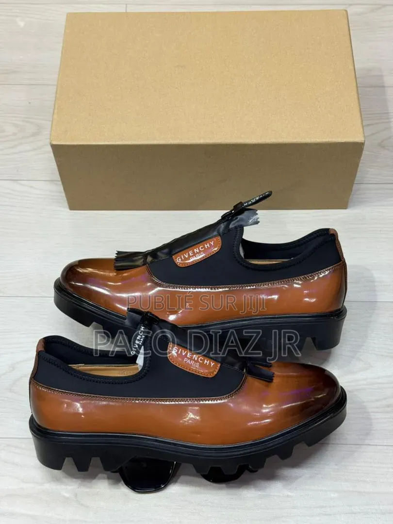 Chaussures Givenchy Paris