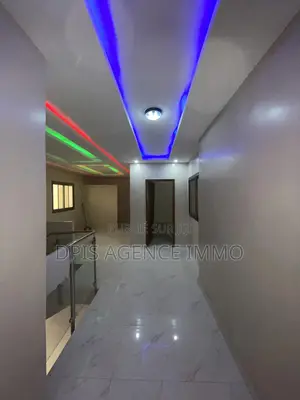 4chbre Duplex dans Villa Duplex R+1, Rufisque à Louer