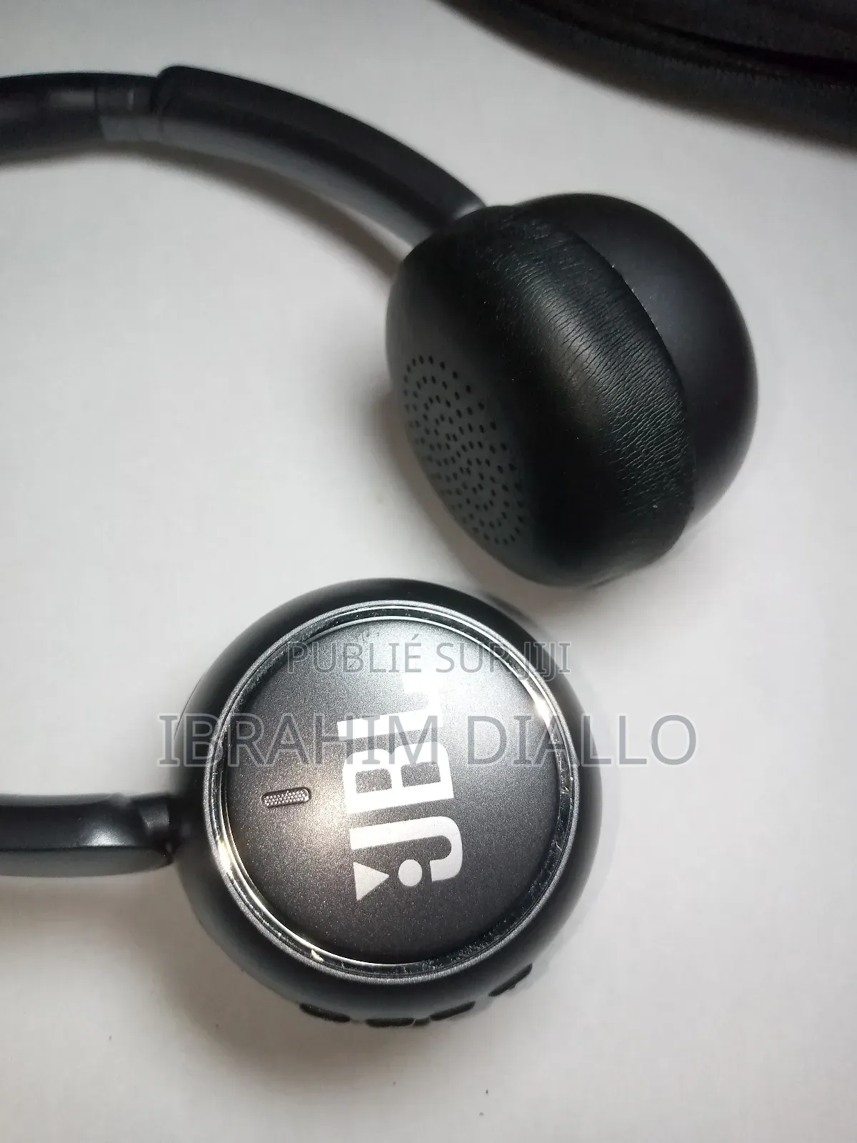 Casque Bluetooth JBL Tour One A19 Smart-Tx