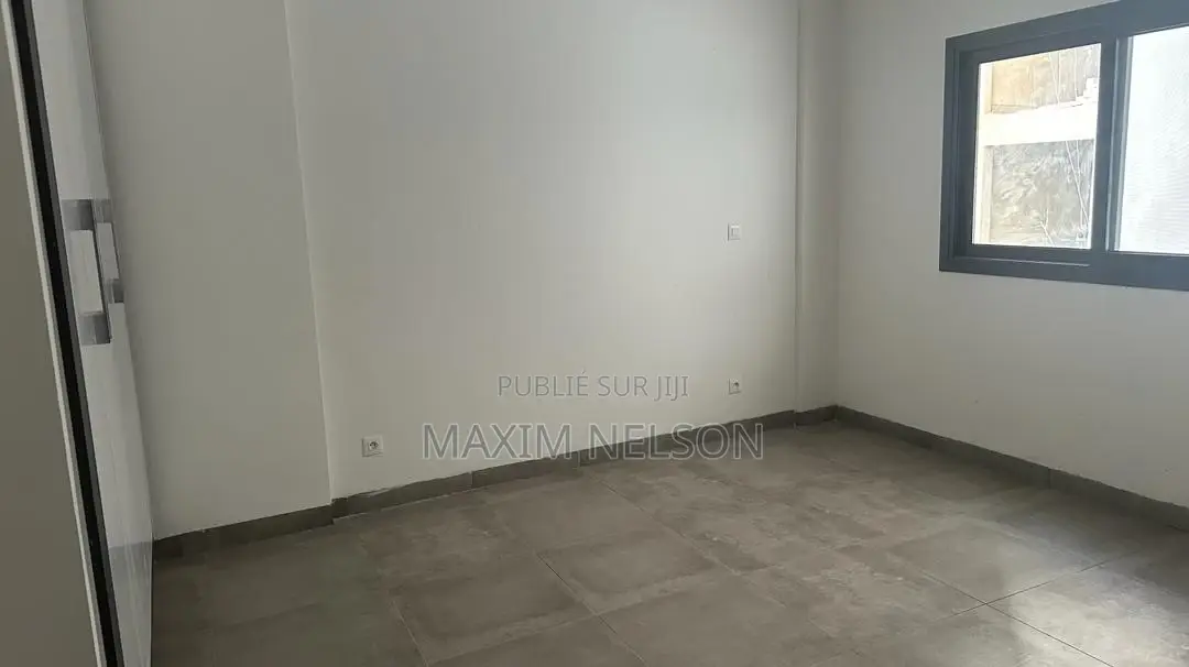 1chbre Appartement dans Mermoz Sacré-Cœur à Vendre