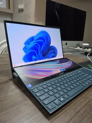 Nouveau Asus ZenBook 3 UX390UA 32GB Intel Core i9 SSD 1T