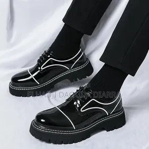 Chaussure De Ville Givenchy