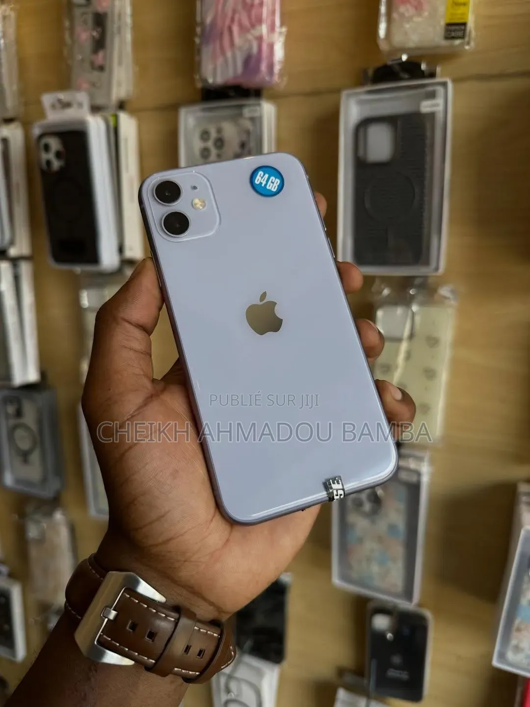 Nouveau Apple iPhone 11 64 GB Violet