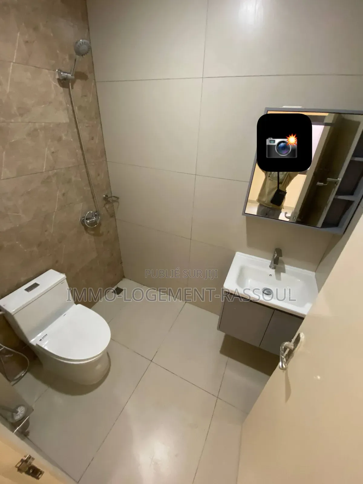 3chbre Appartement dans , Patte d'Oie à Louer