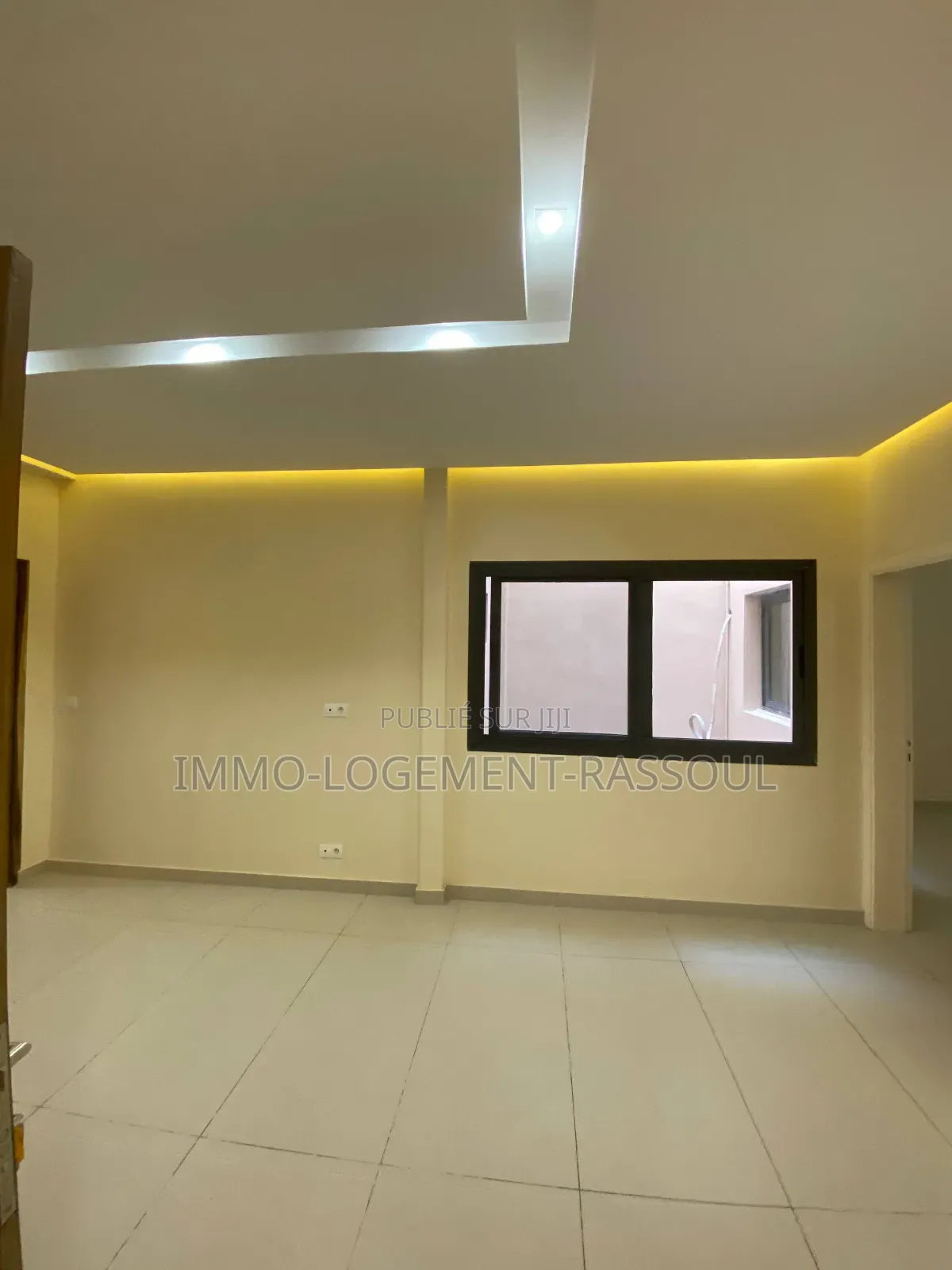3chbre Appartement dans , Patte d'Oie à Louer