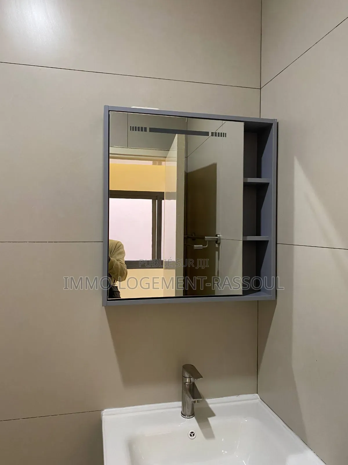 3chbre Appartement dans , Patte d'Oie à Louer