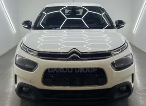 Citroen C4 2019 Blanc cassé
