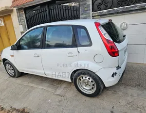 Ford Figo 2010 Blanc