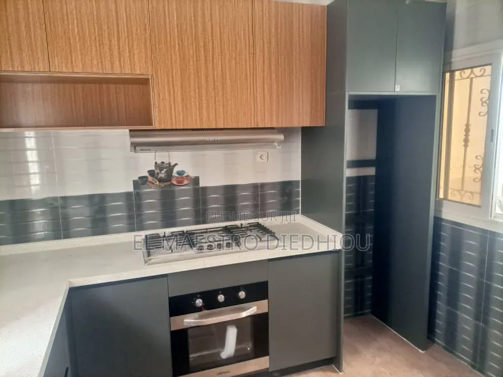 3chbre Appartement dans Appartement 3 à Louer