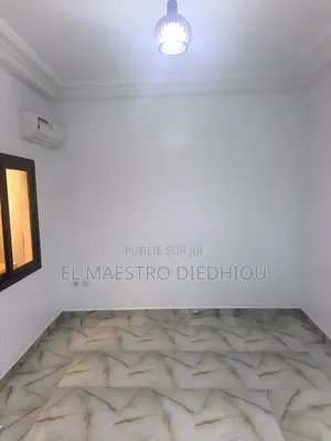 3chbre Appartement dans Appartement 3 à Louer