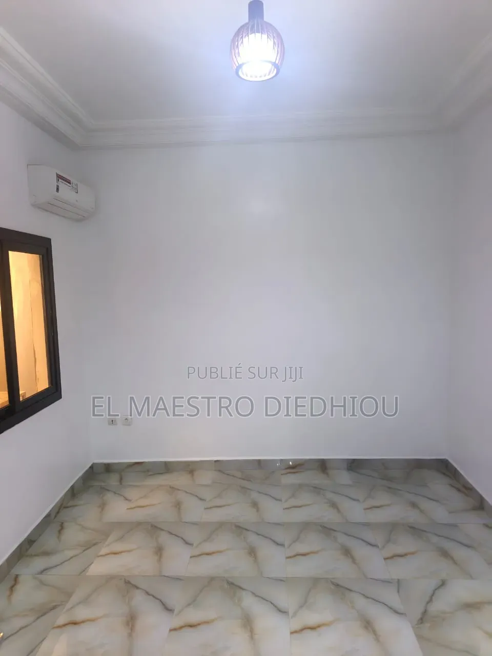 3chbre Appartement dans Appartement 3 à Louer