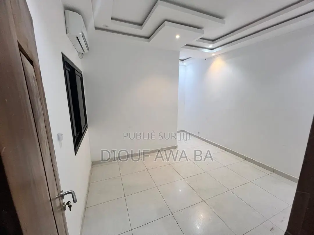 4chbre Appartement dans Appartement F4 À, Mermoz Sacré-Cœur à Louer