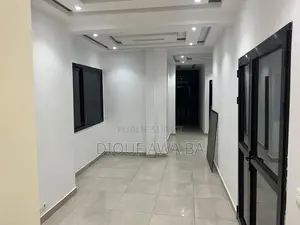 4chbre Appartement dans Appartement F4 À, Mermoz Sacré-Cœur à Louer