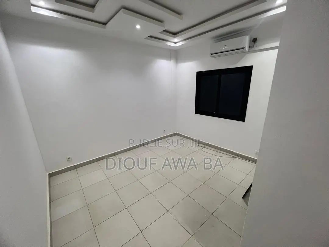 4chbre Appartement dans Appartement F4 À, Mermoz Sacré-Cœur à Louer