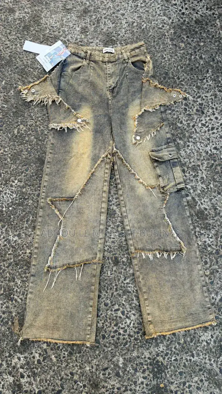 Bas Large Jeans Très Bonne Qualité Disponible