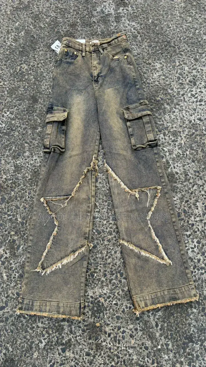 Bas Large Jeans Très Bonne Qualité Disponible