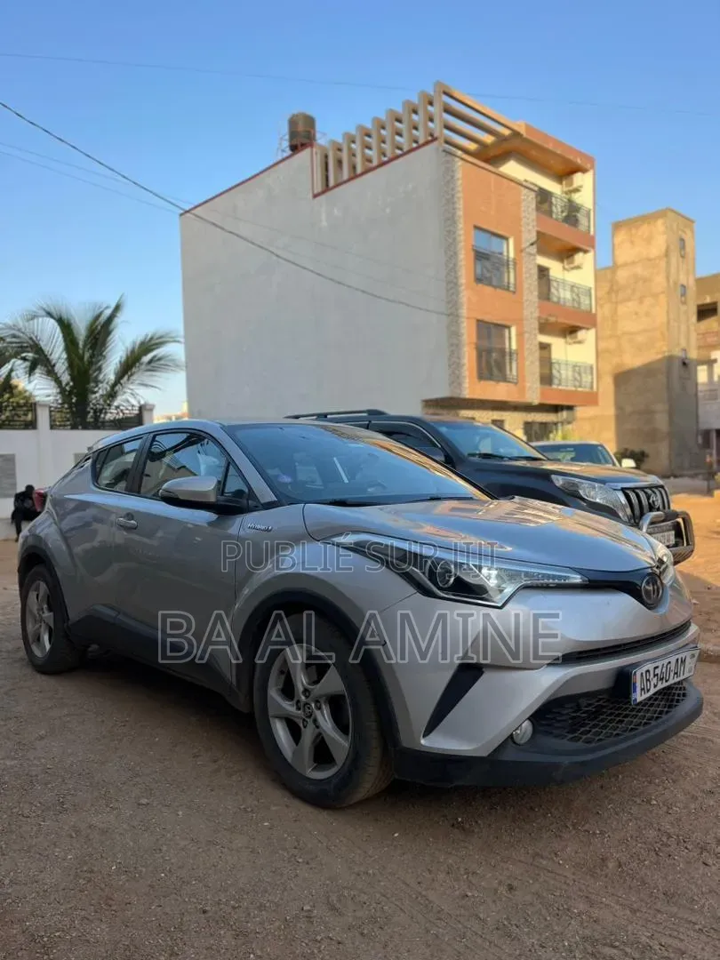 Toyota C-HR 2018 Gris