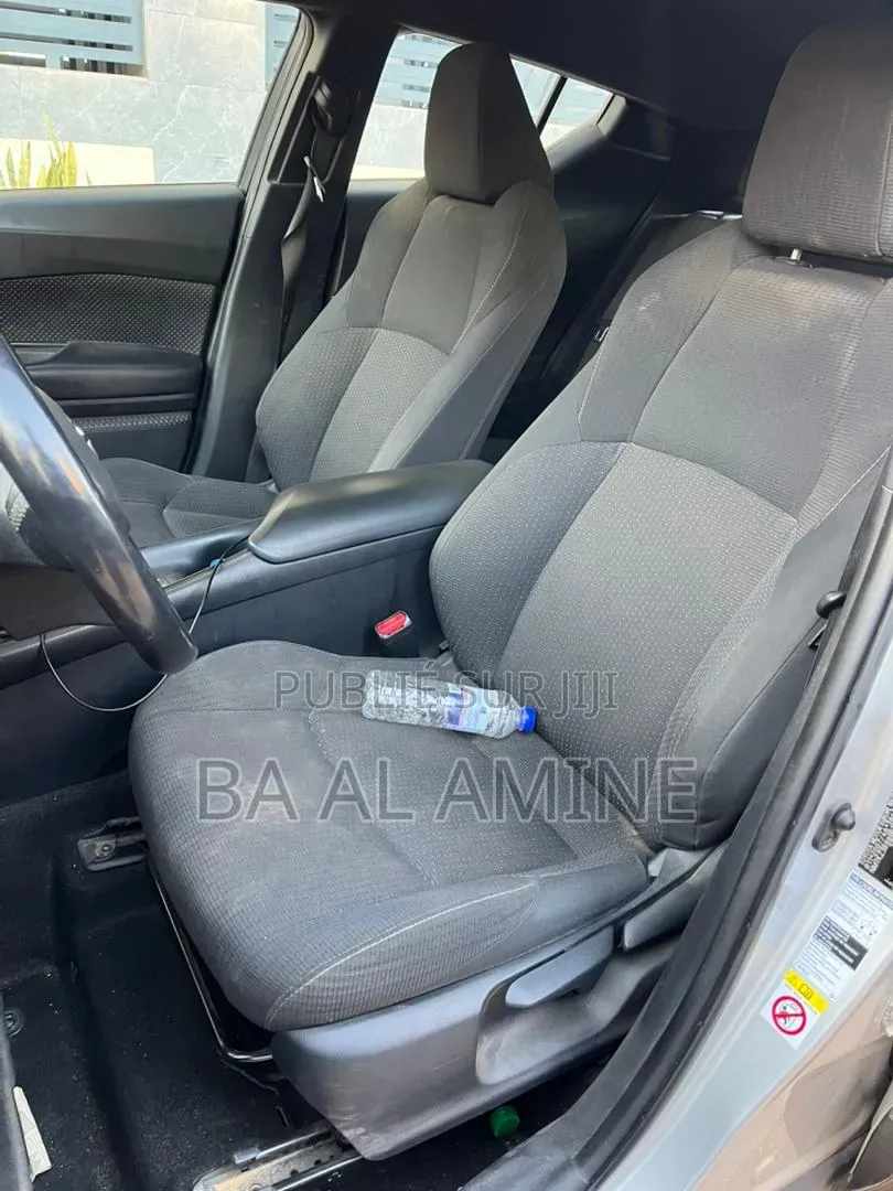 Toyota C-HR 2018 Gris