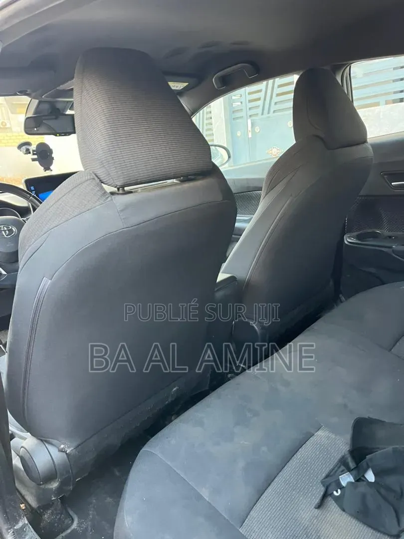 Toyota C-HR 2018 Gris