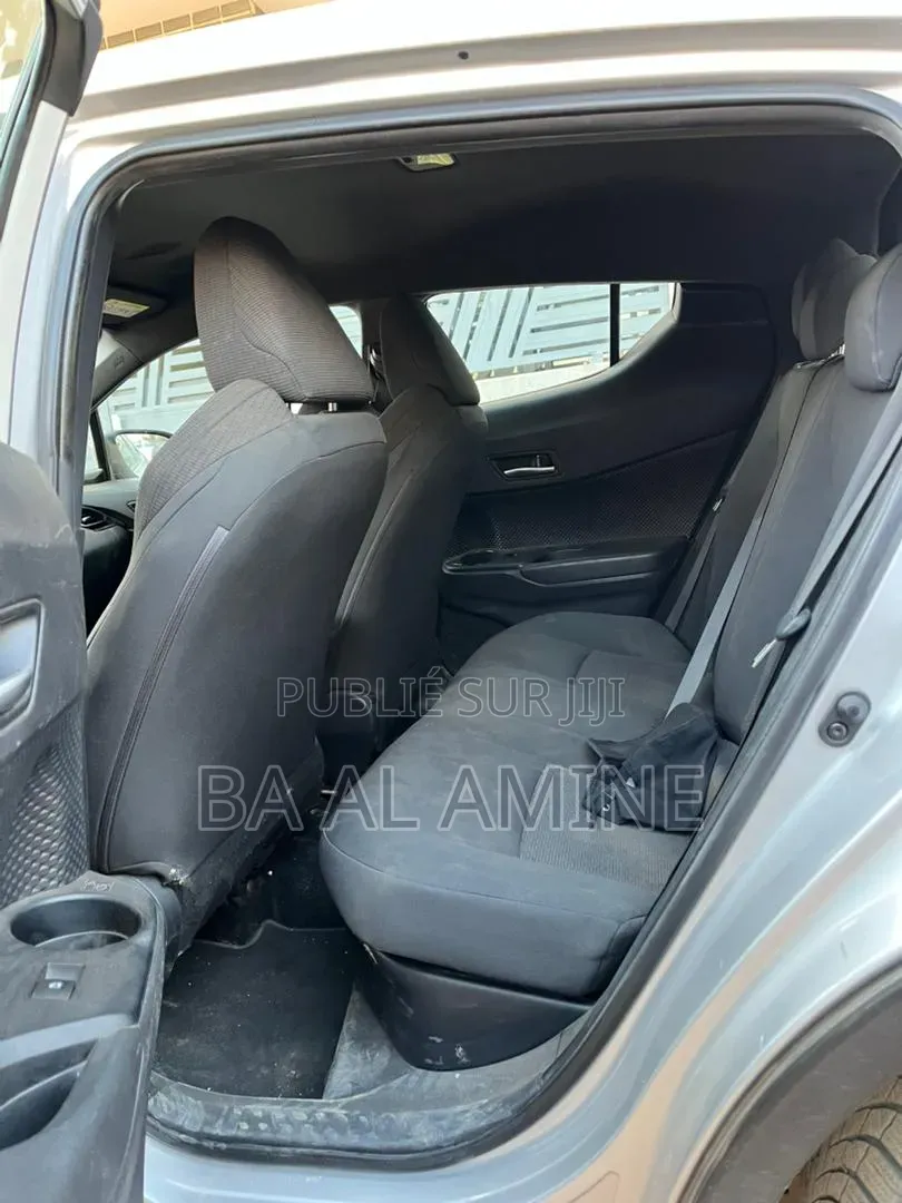 Toyota C-HR 2018 Gris