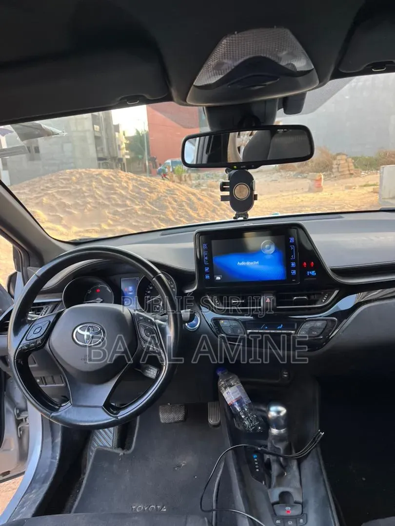 Toyota C-HR 2018 Gris