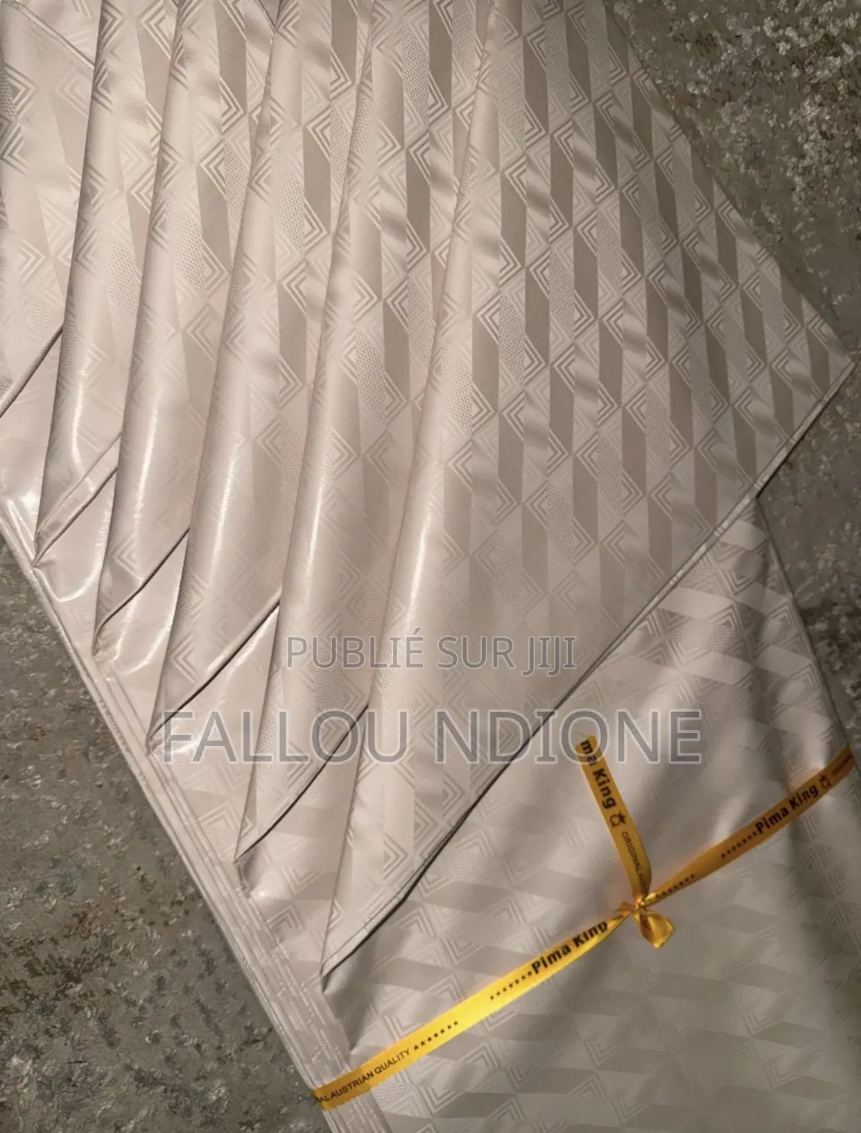Tissu Basin Gold Vip
