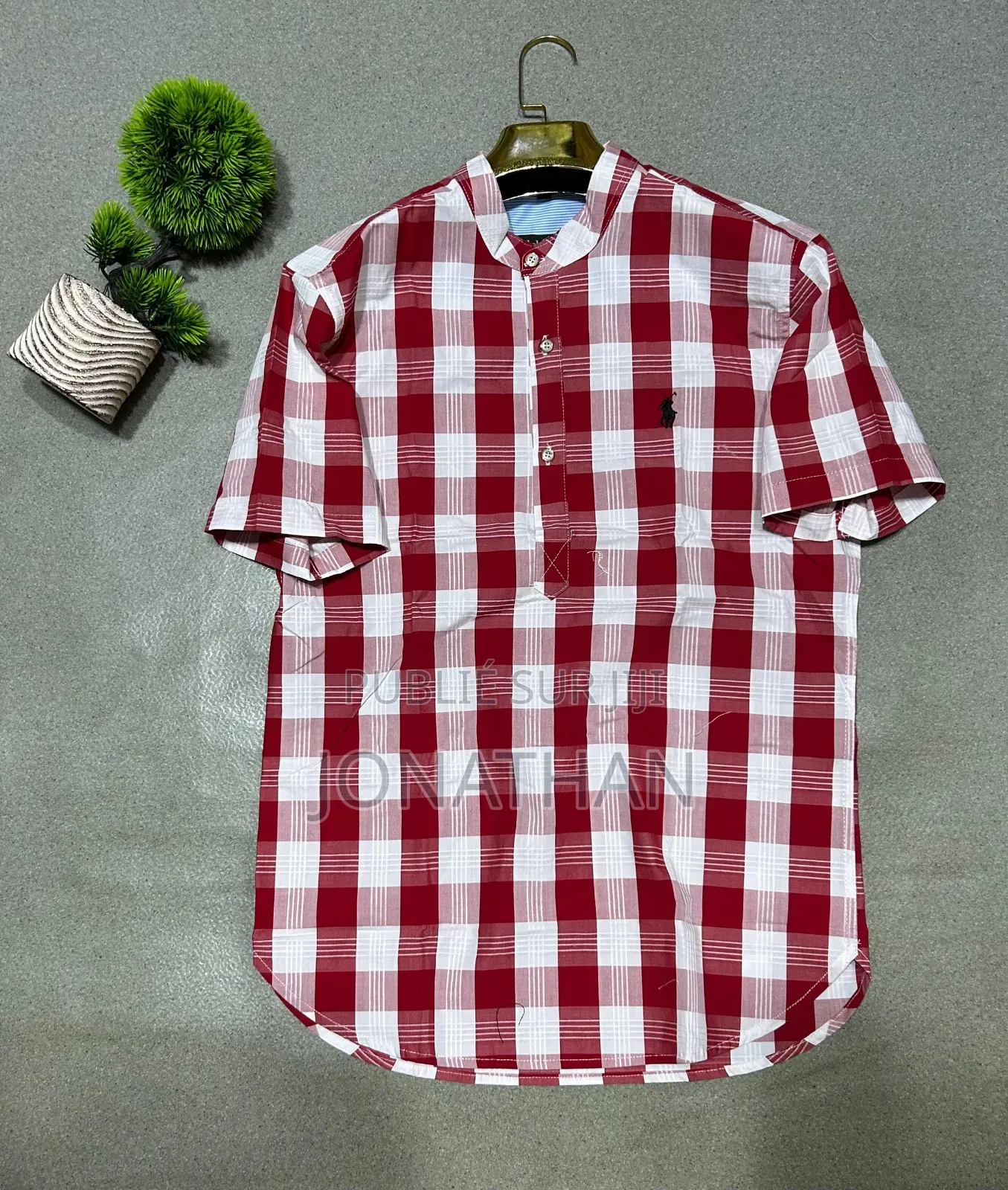 Venez Voir Les Vêtements