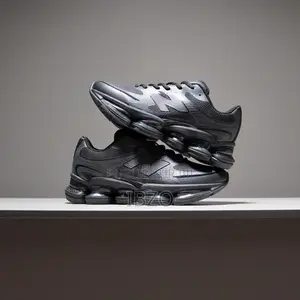 New Balance 2000 All Black