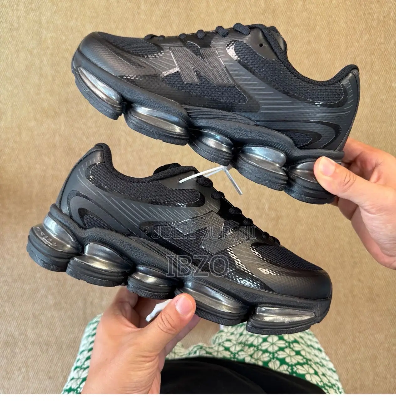 New Balance 2000 All Black